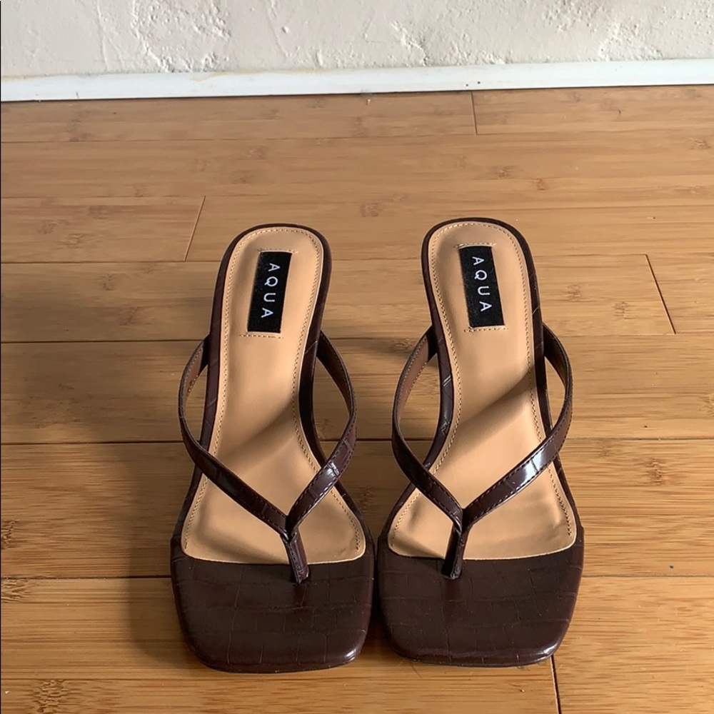 Steve Madden Sample/ Aqua Square Toe Heel Thong 9